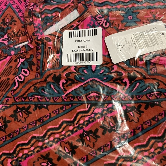 Tribal Foxy Cami - Picture 5 of 5